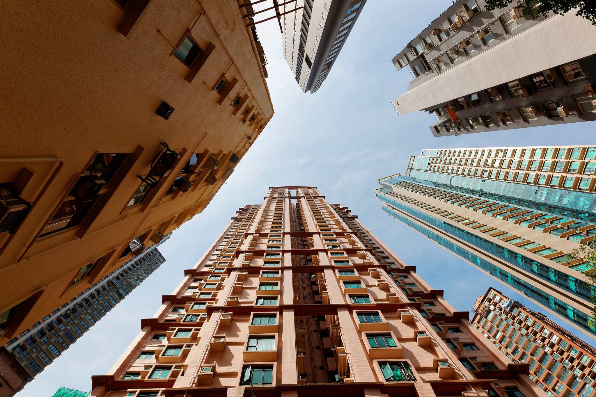 EY Investing in listed private equity houses: a smart way to enter the alternative segment?