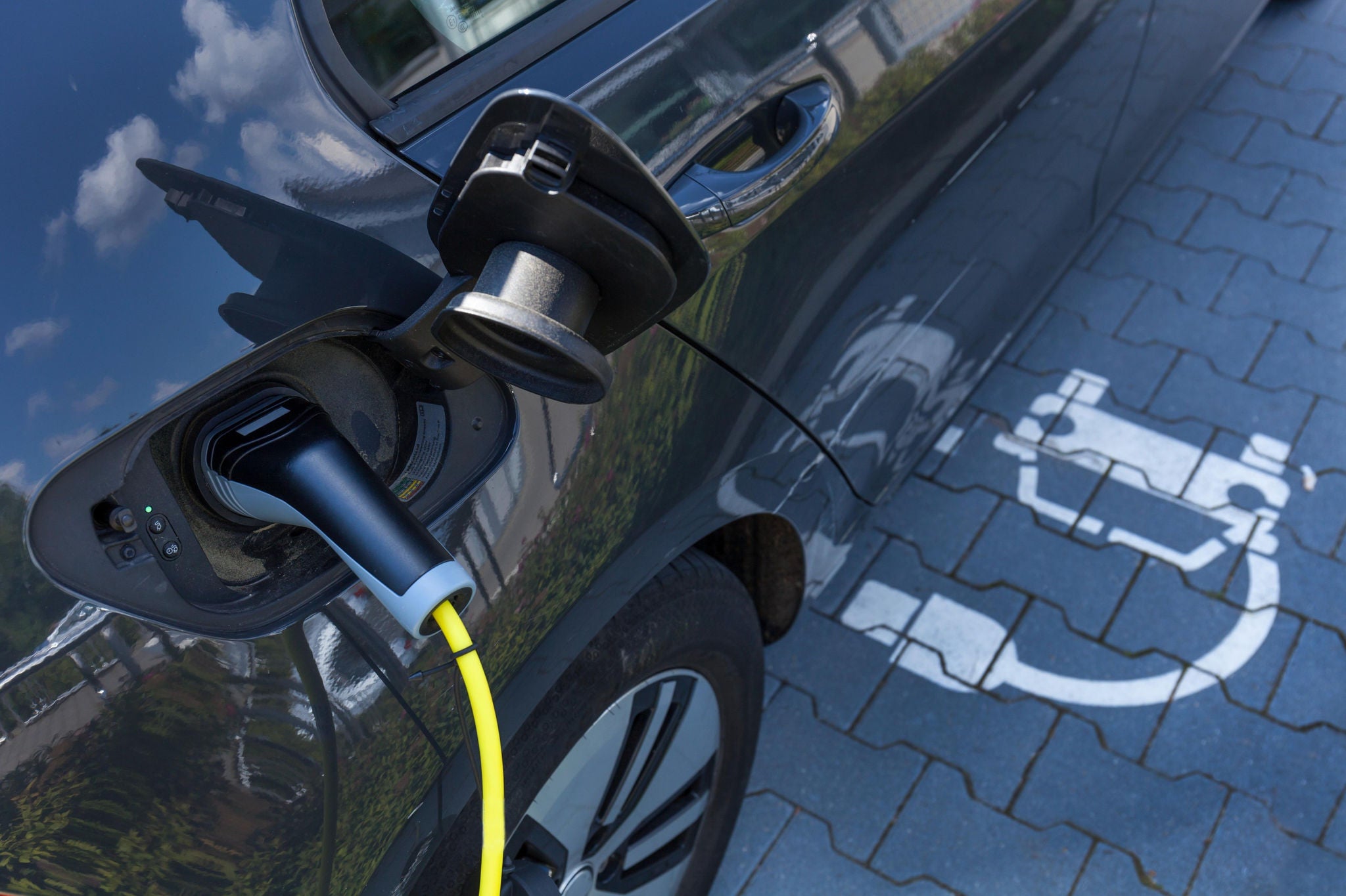 ey-how-to-seize-opportunities-across-southeast-asia-ev-value-chain-chapter-1