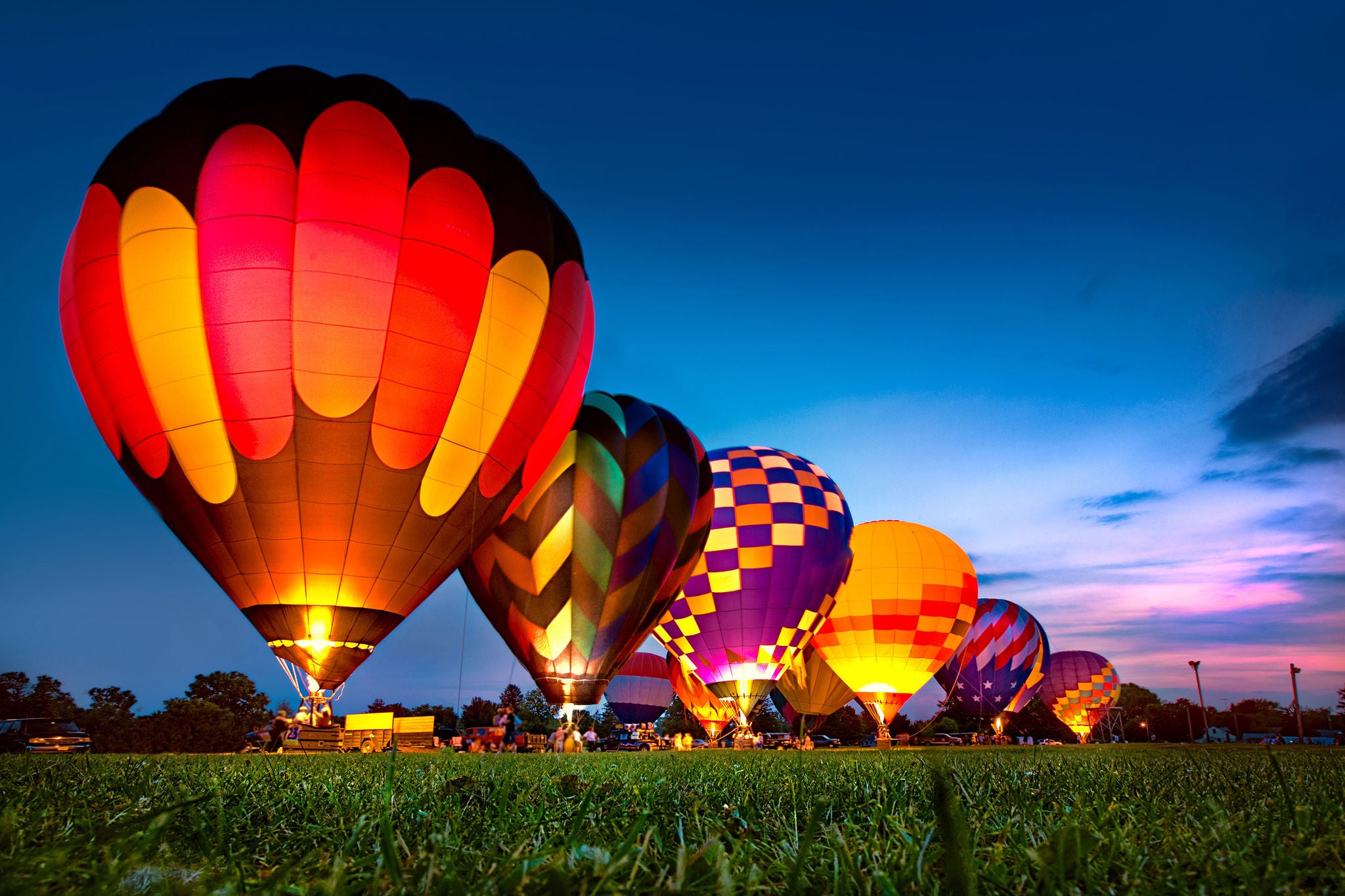 hot air balloon illuminated