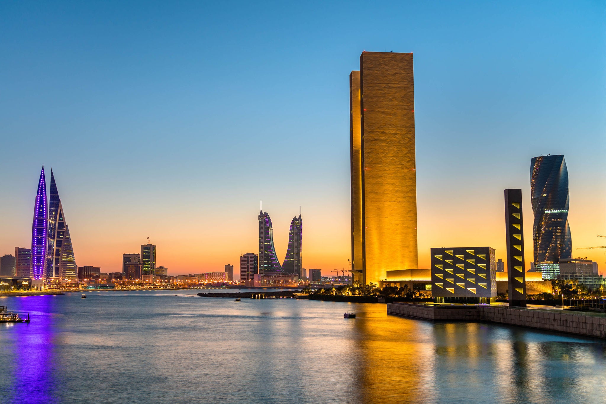 Image of sky scraper in Bahrain City