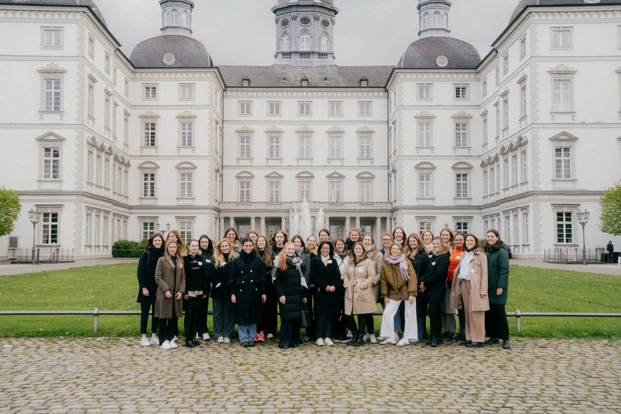 EY parthenon Group Photo