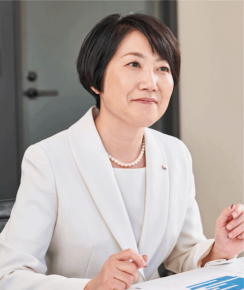 片倉正美氏