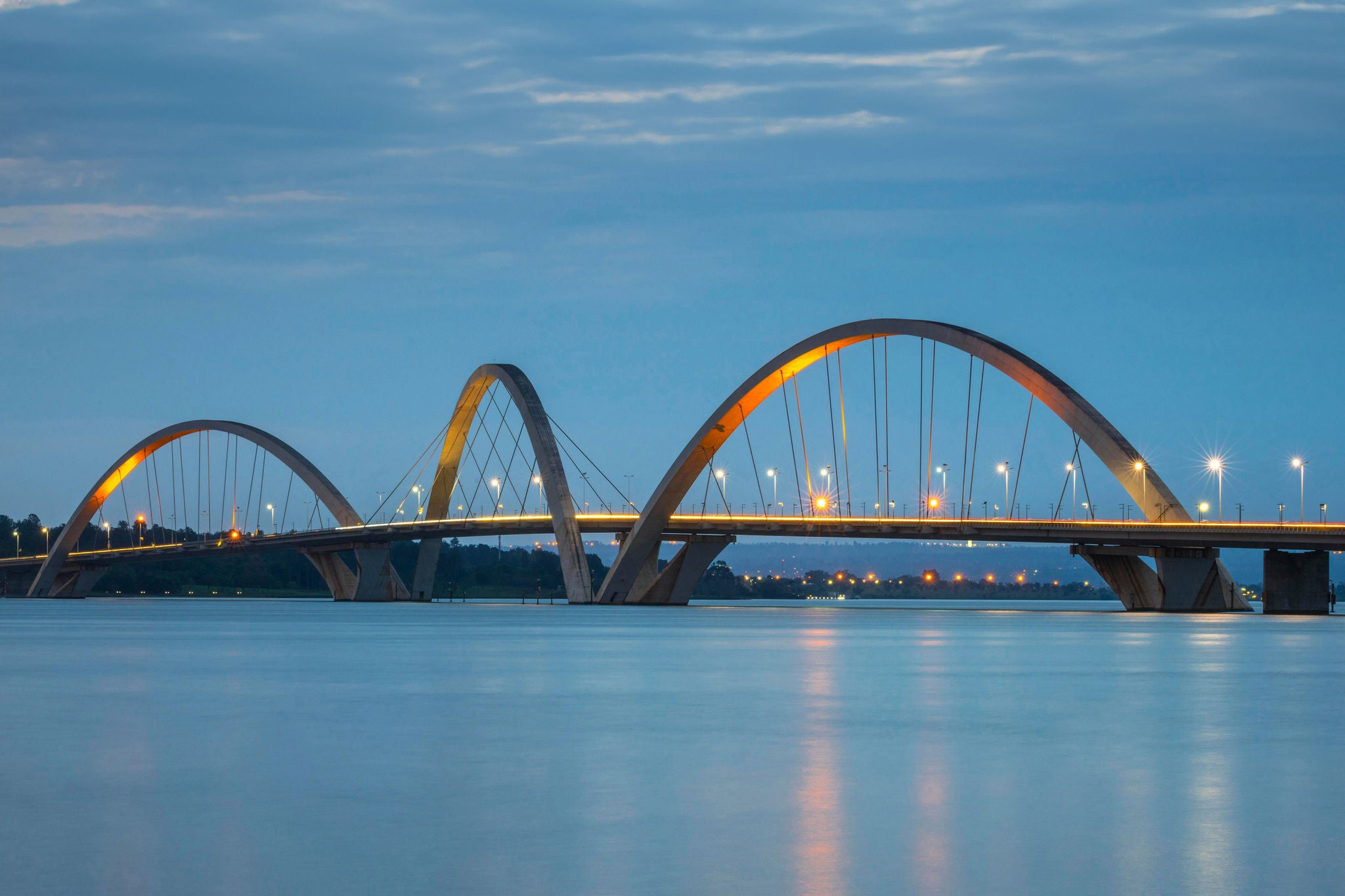 The Juscelino-Kubitschek bridge spans Lake 