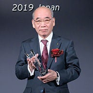 alt="EOY 2019 Japan: 日本代表はペプチドリームの会長と創業者に決定（JPG）"