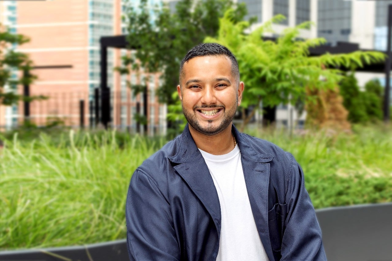 Photographic portrait of Glen Fernandes