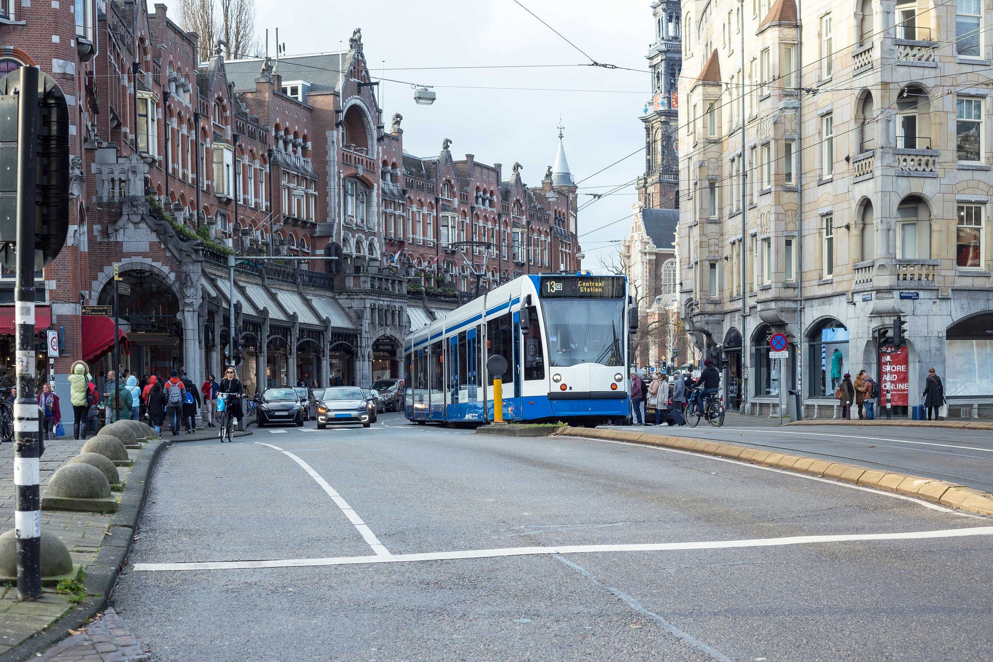 Stadsleven en verkeer in Amsterdam