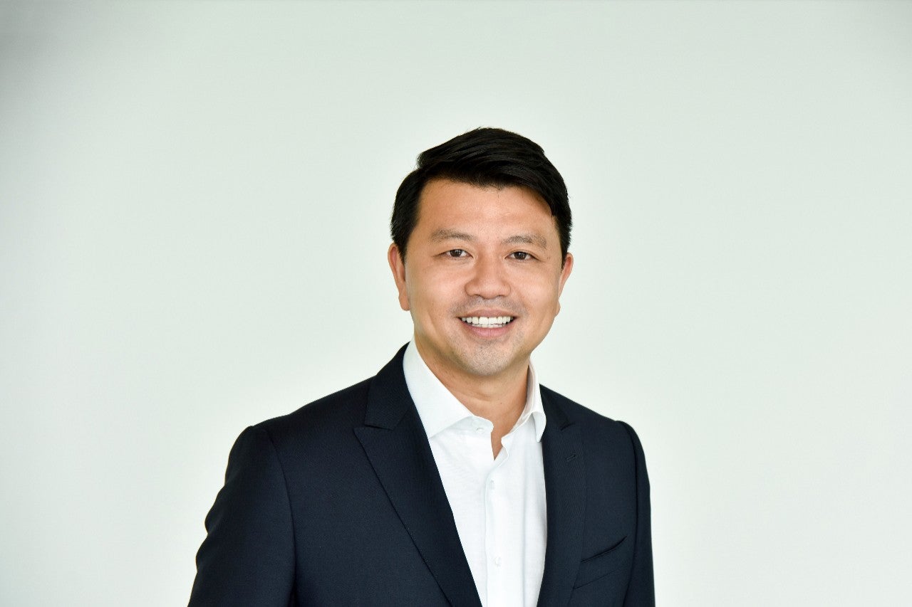 Photographic portrait of  Tony Qui