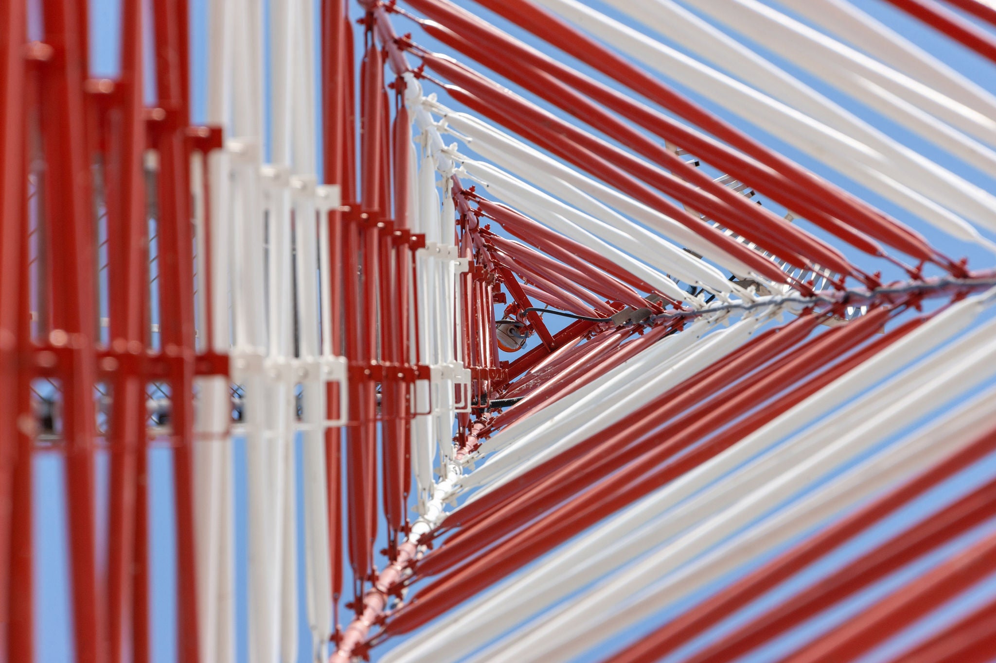 Inside view of a telkoms antenna pattern