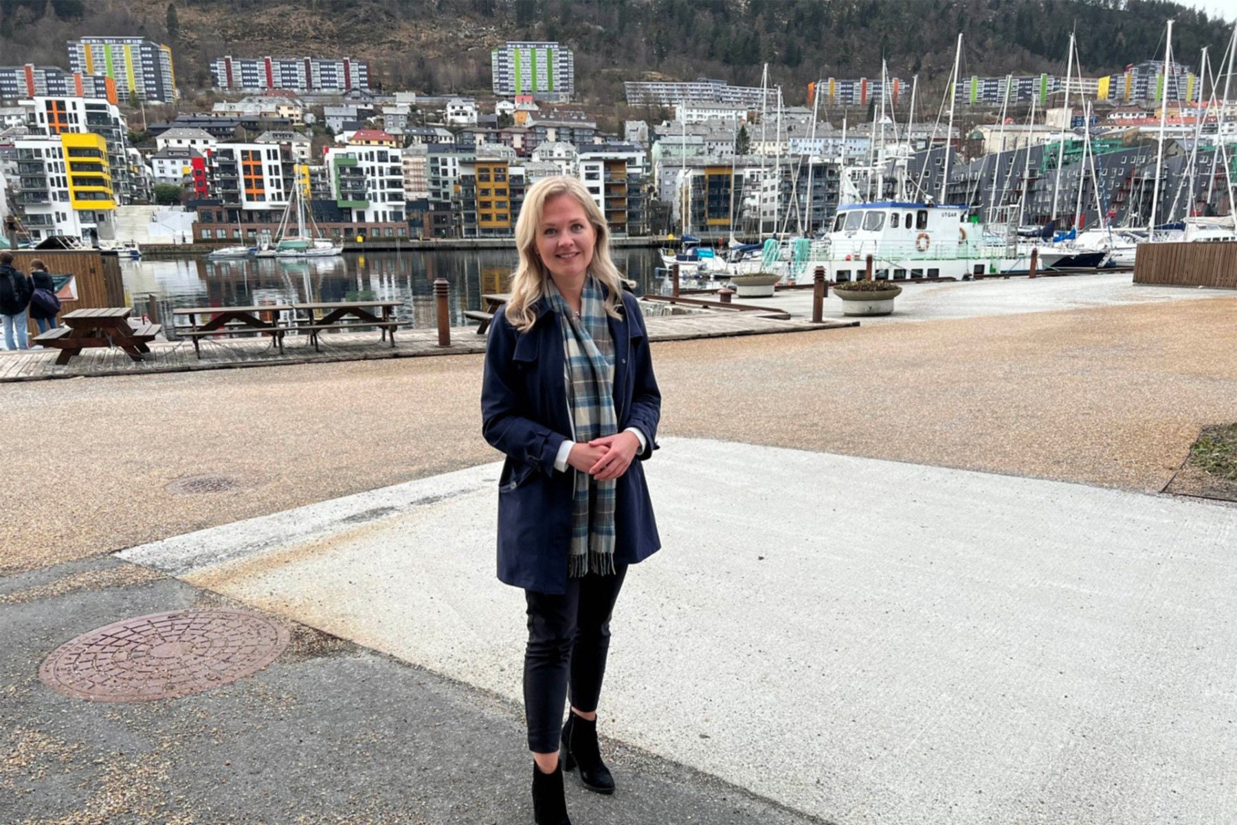 tonje-skotte-ferstad-standing-outside-the-ey-bergen-office