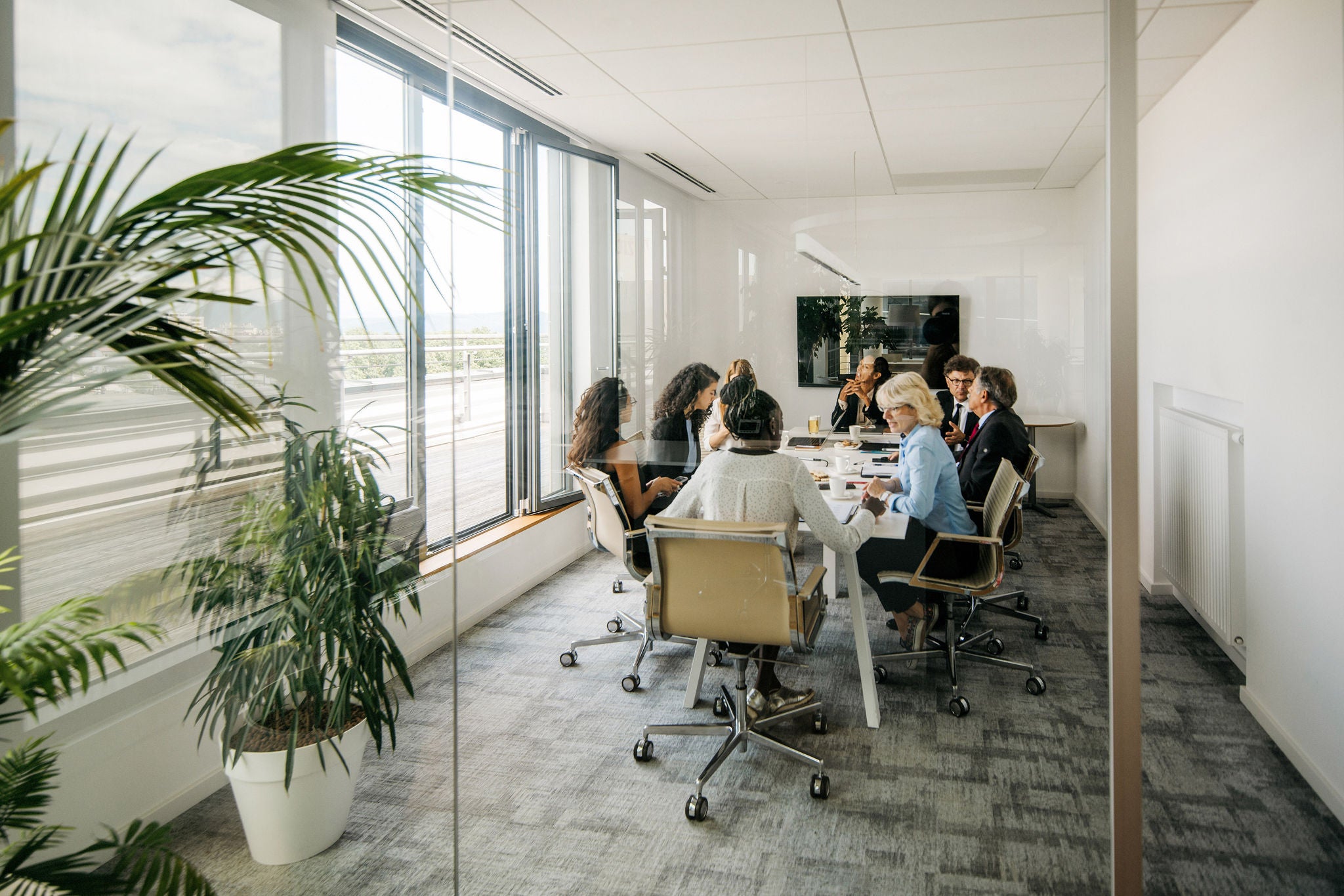 .Pessoas na sala de reunião