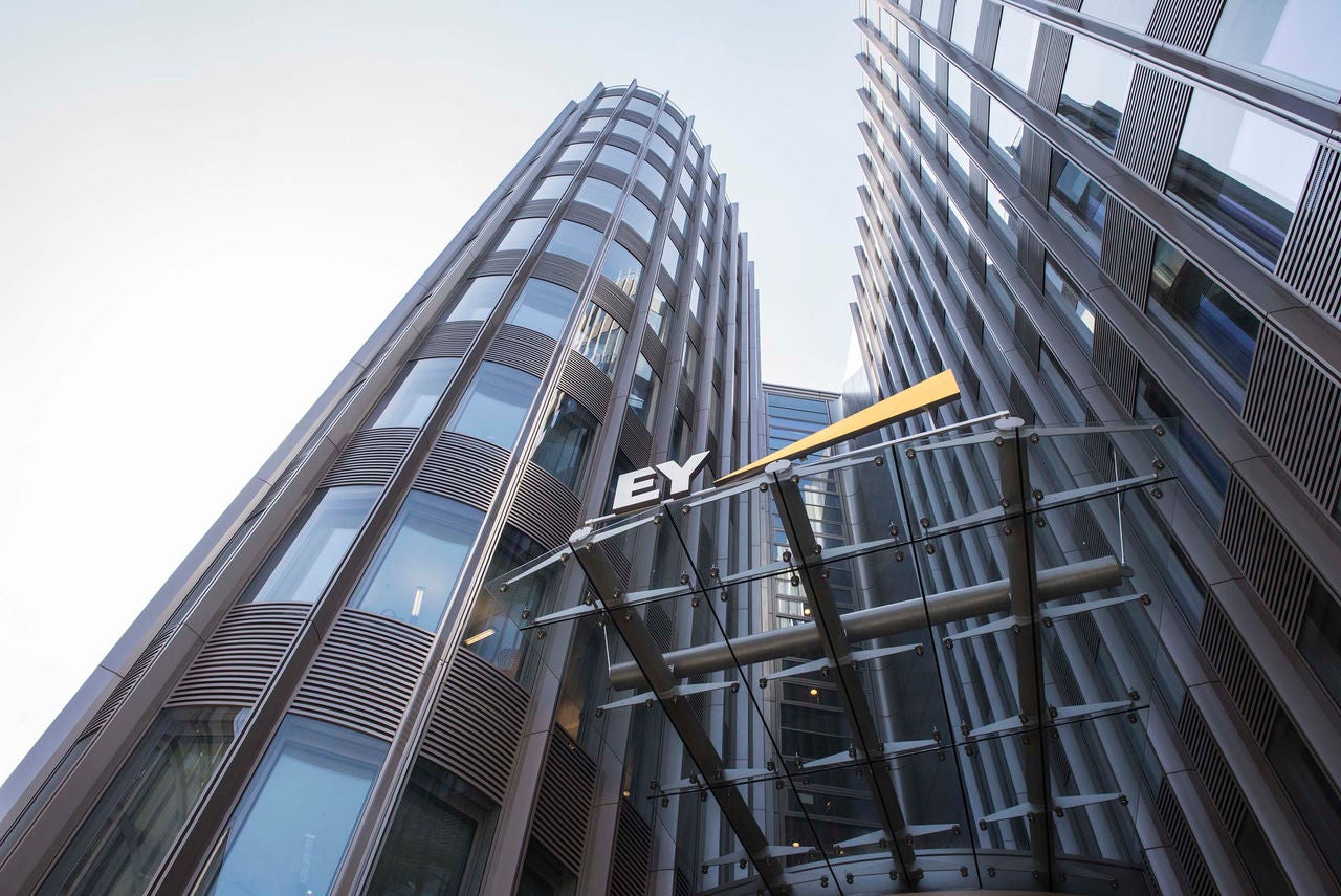 Ey building