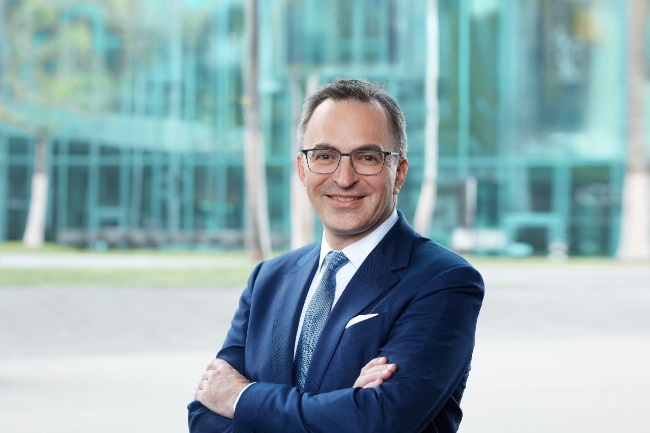 Photographic portrait of Prof. Dr. Andreas Blumer