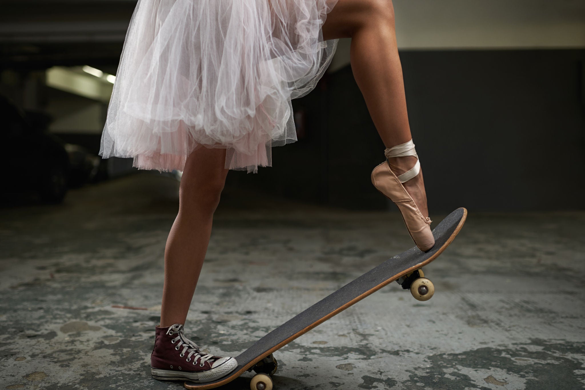 Ballet-dancer-on-skateboard