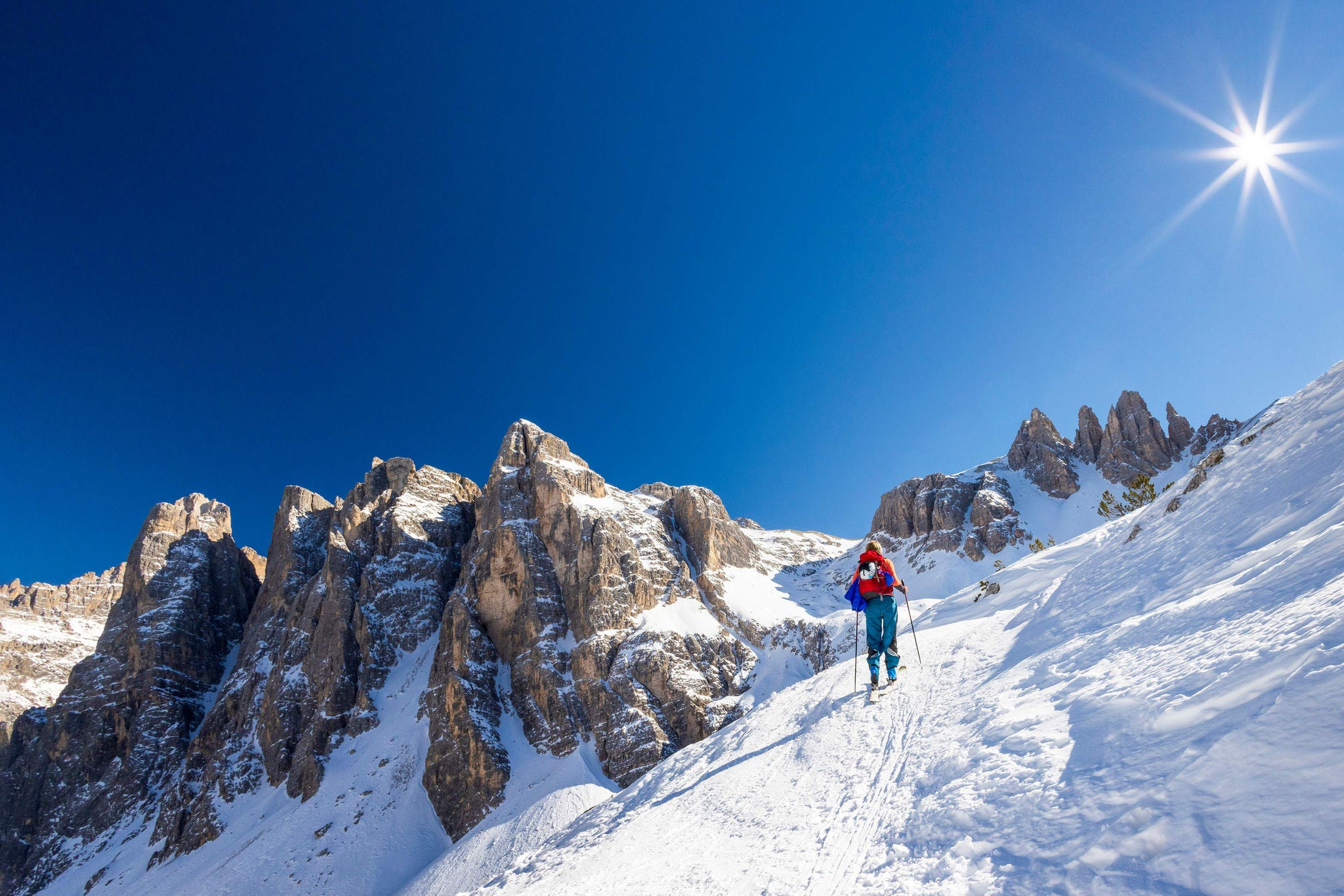 EY - Back country ski touring on a perfect winter day