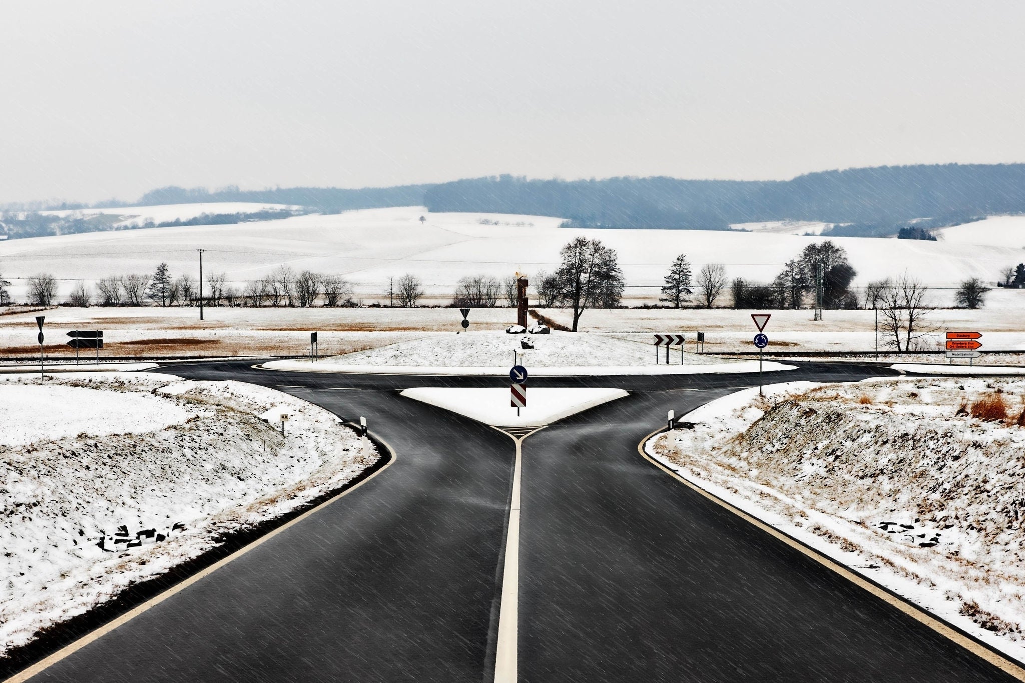 ey road and roundabout espana