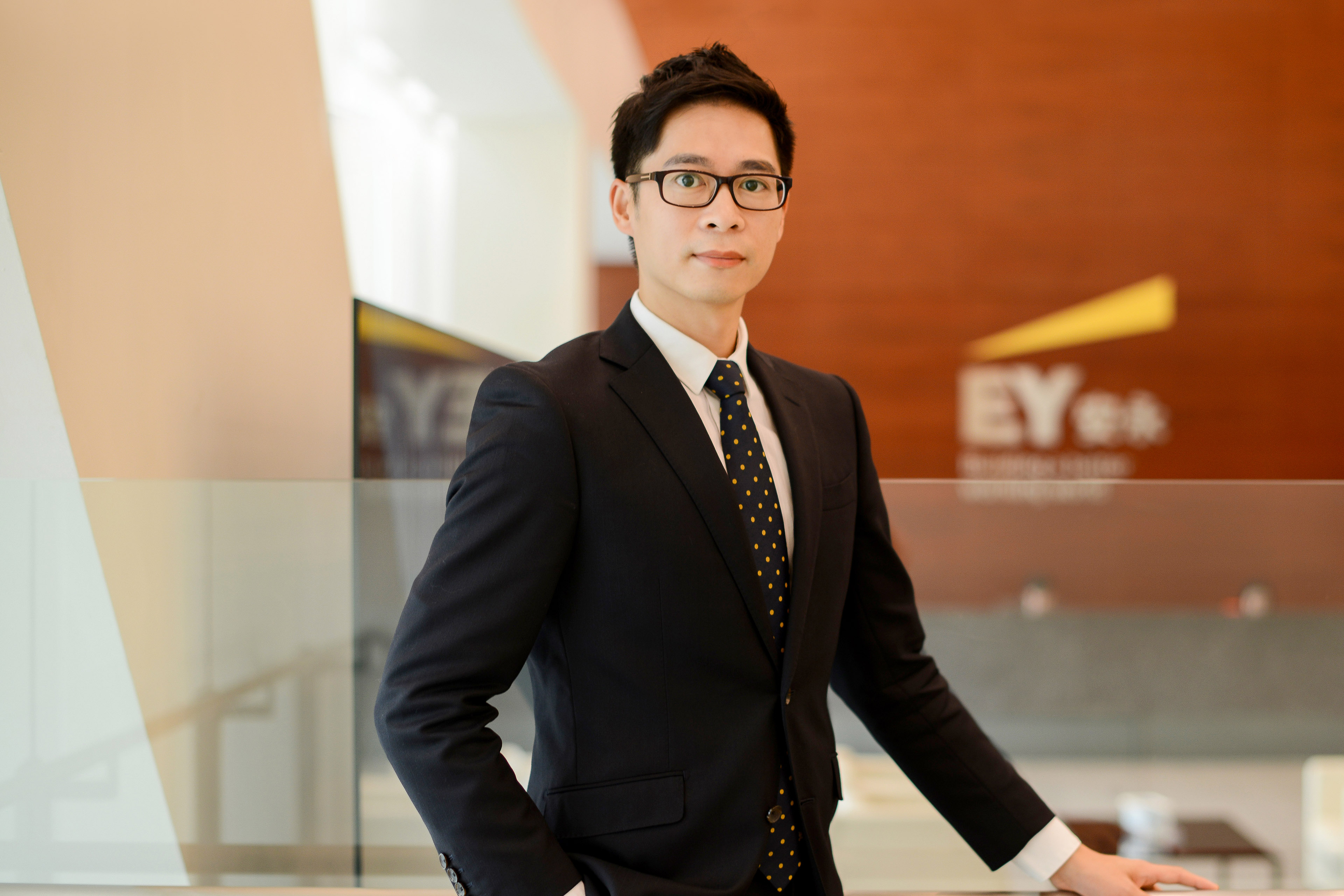 Photographic portrait of Steve Au Yeung