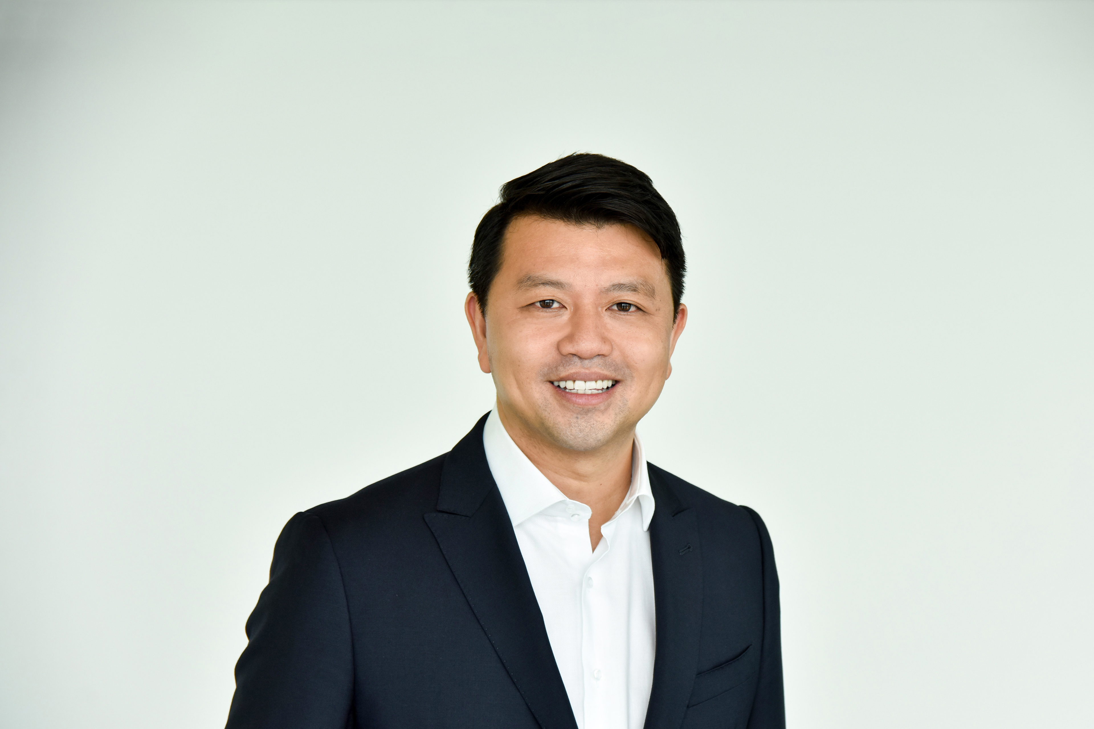 Photographic portrait of  Tony Qui