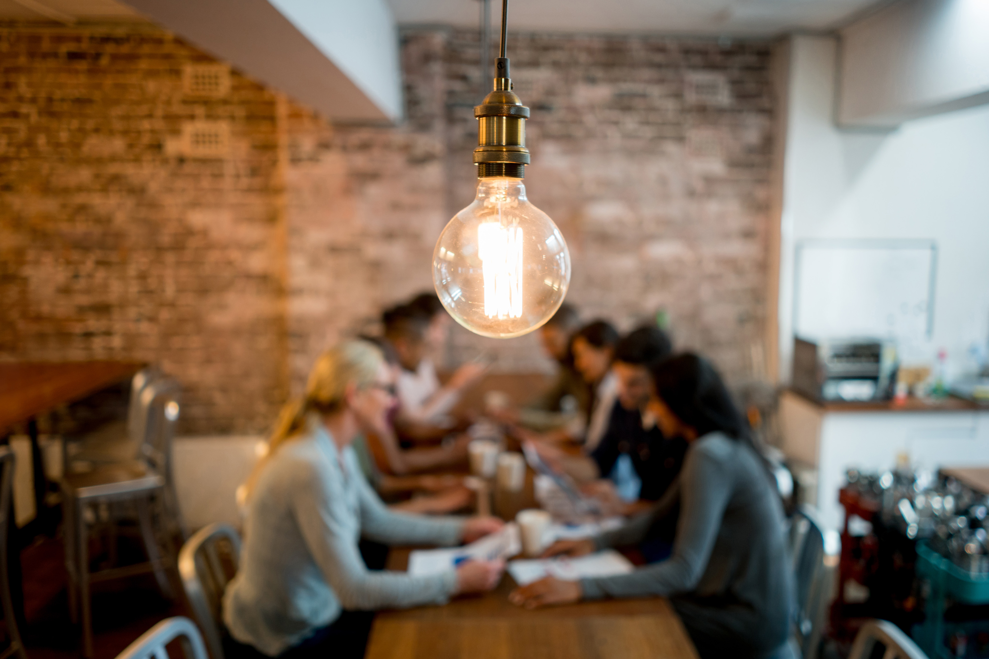 Illuminating bulb