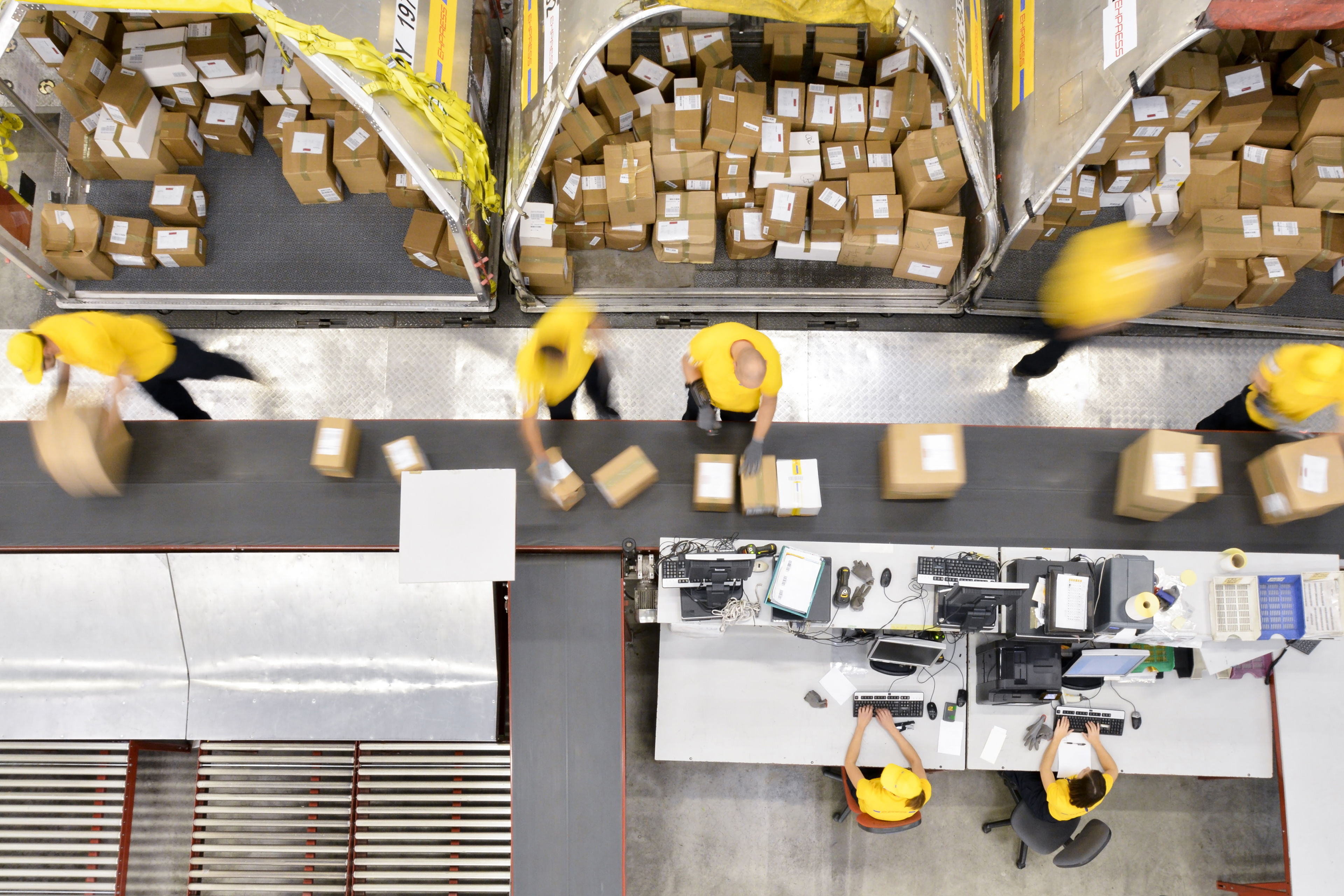 Boxes on conveyor belt