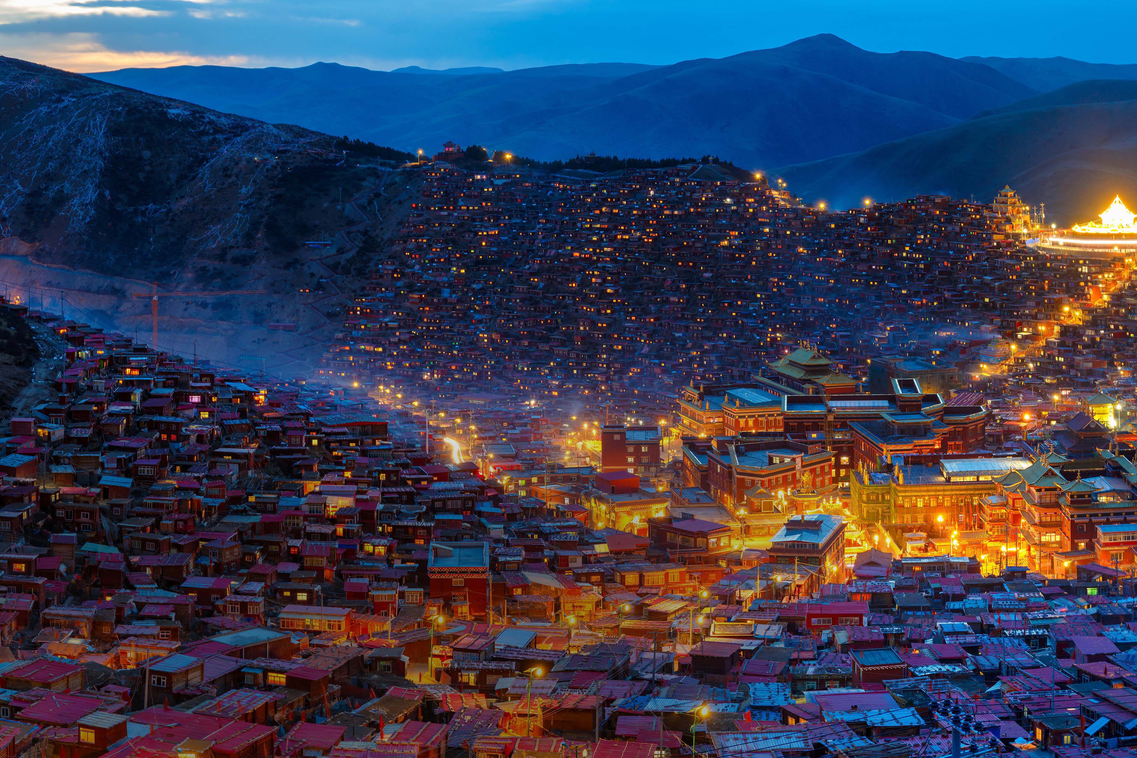 night scene at larung gar buddhist academy