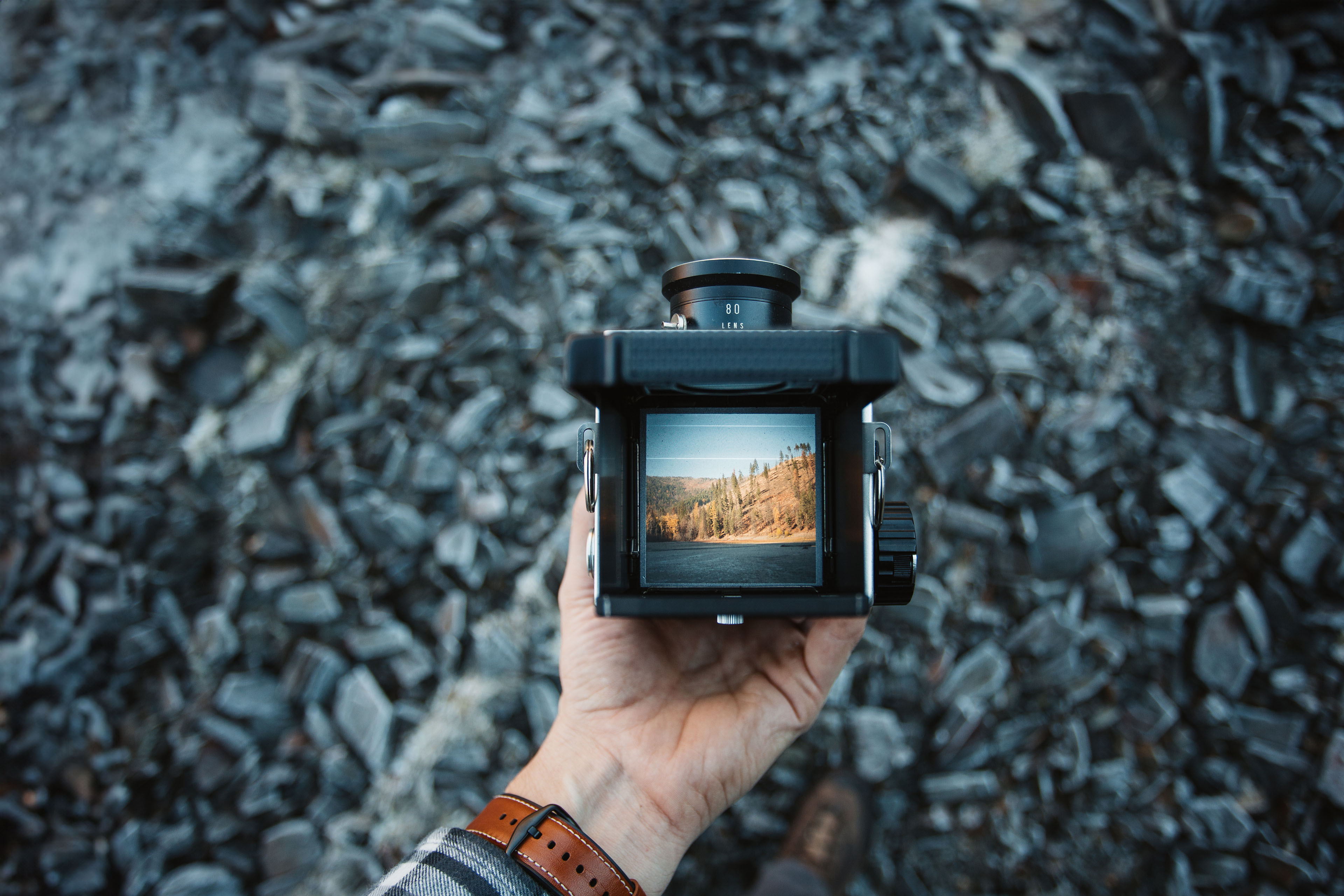 waist level viewfinder of medium format camera