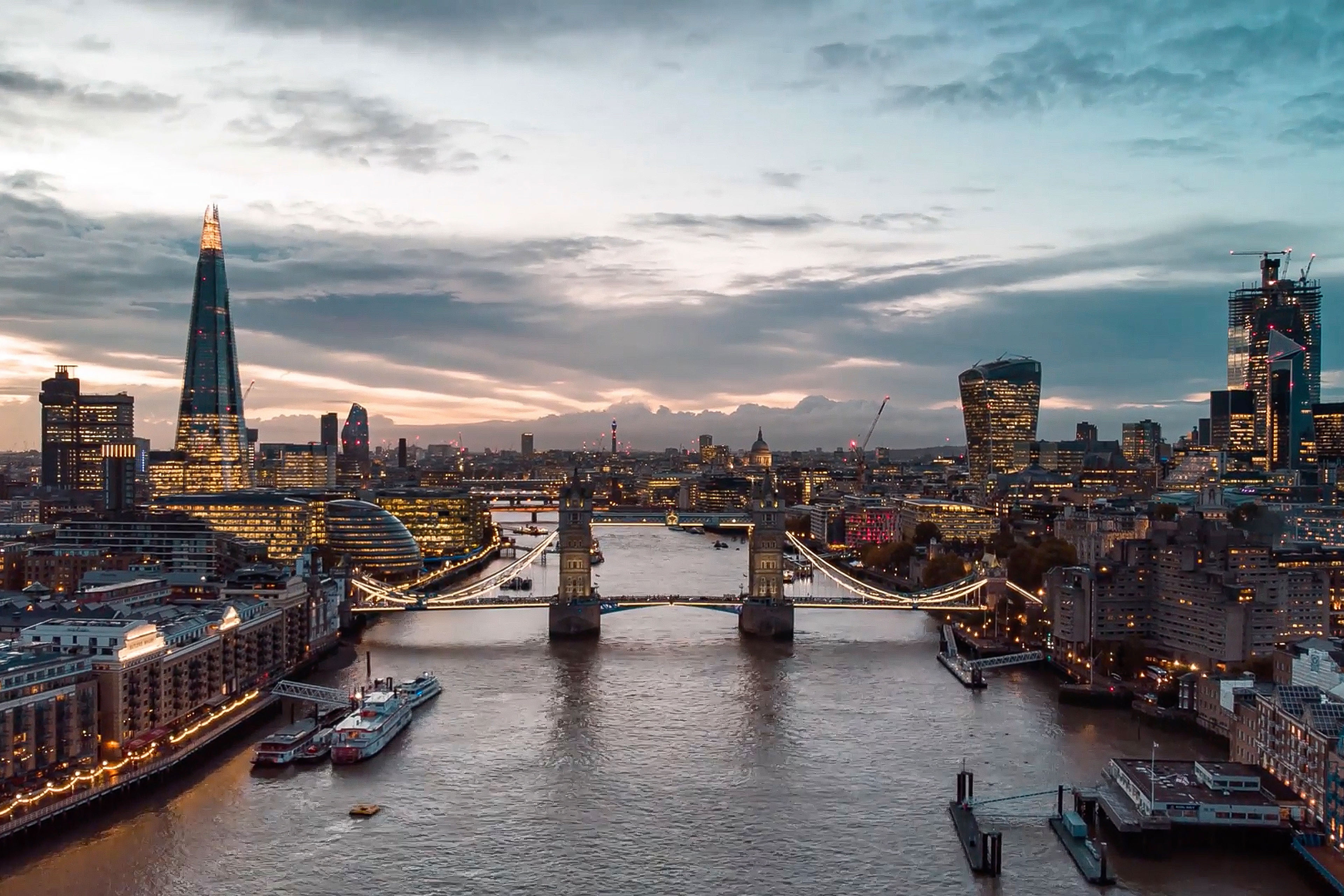 London from river thames