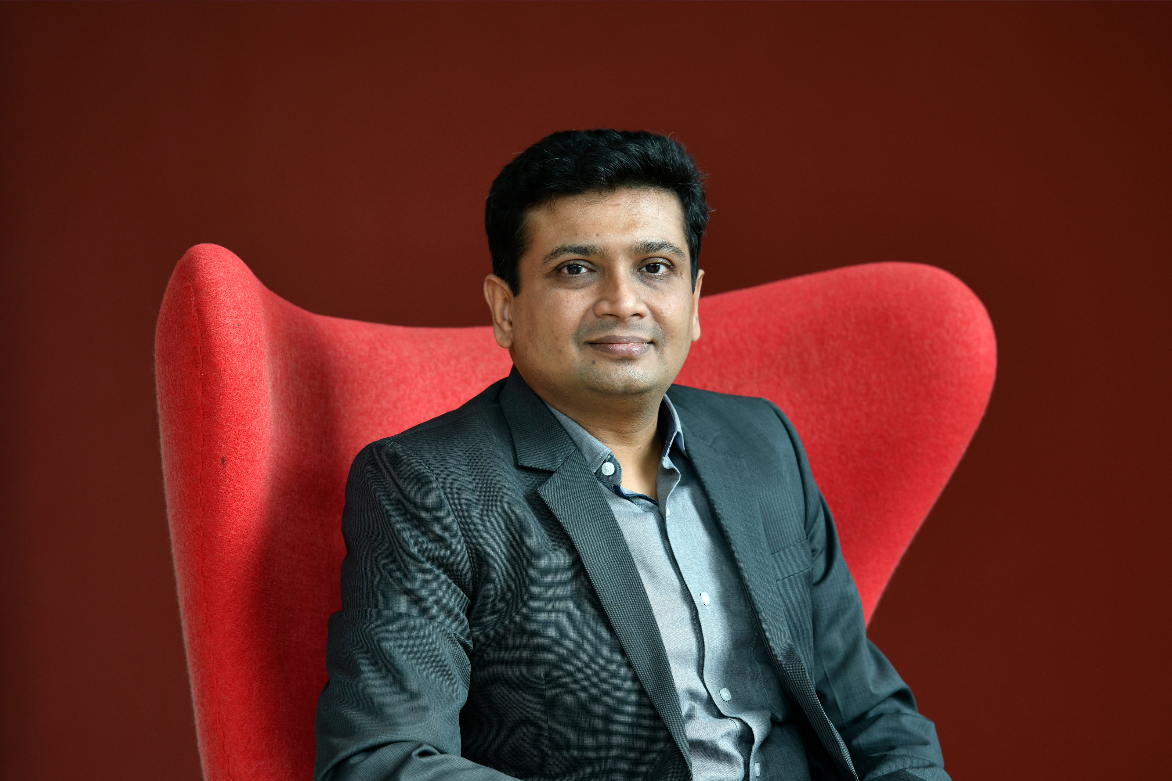 Portrait image of Manish Vora