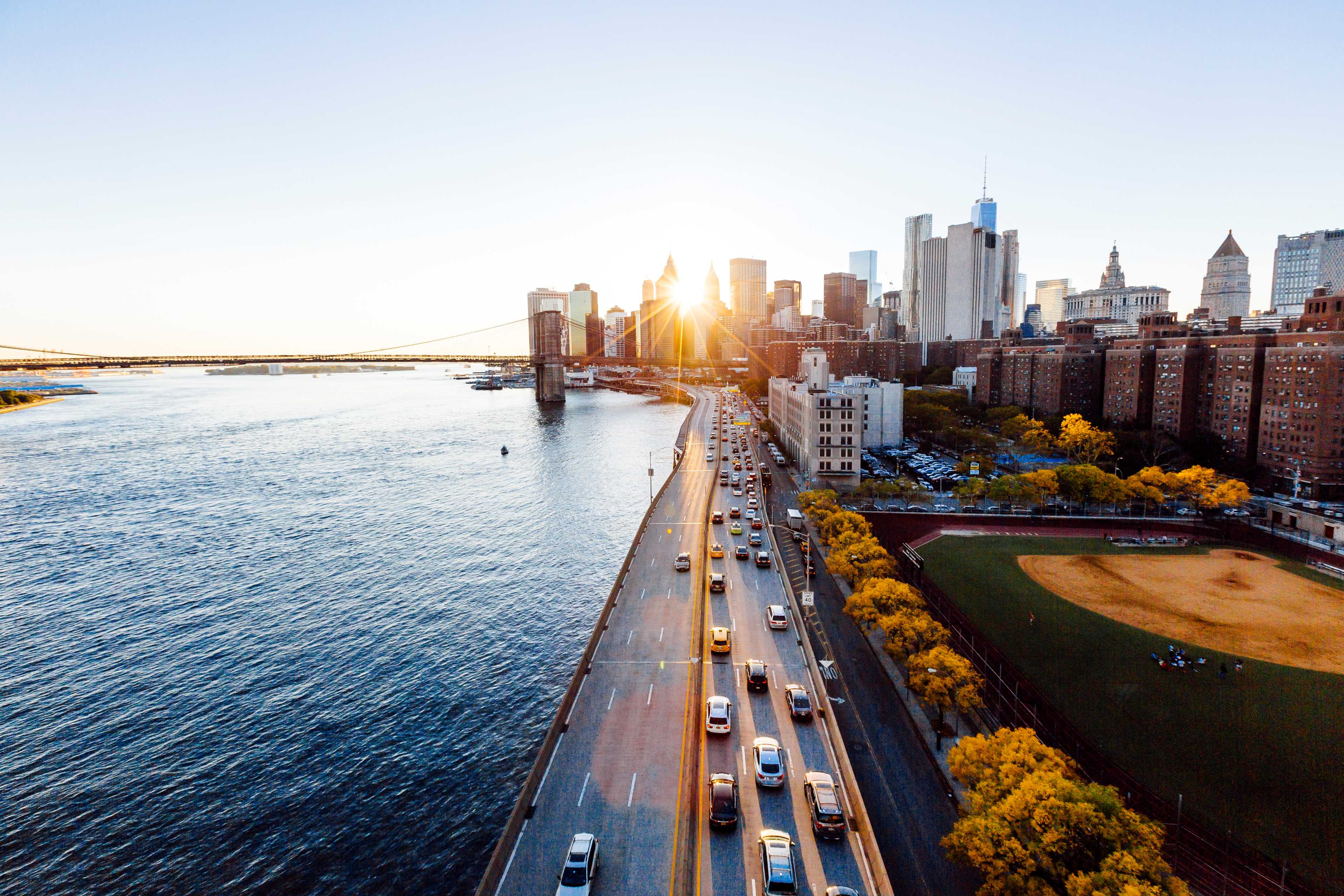 Overhead view of a New York riverside highway