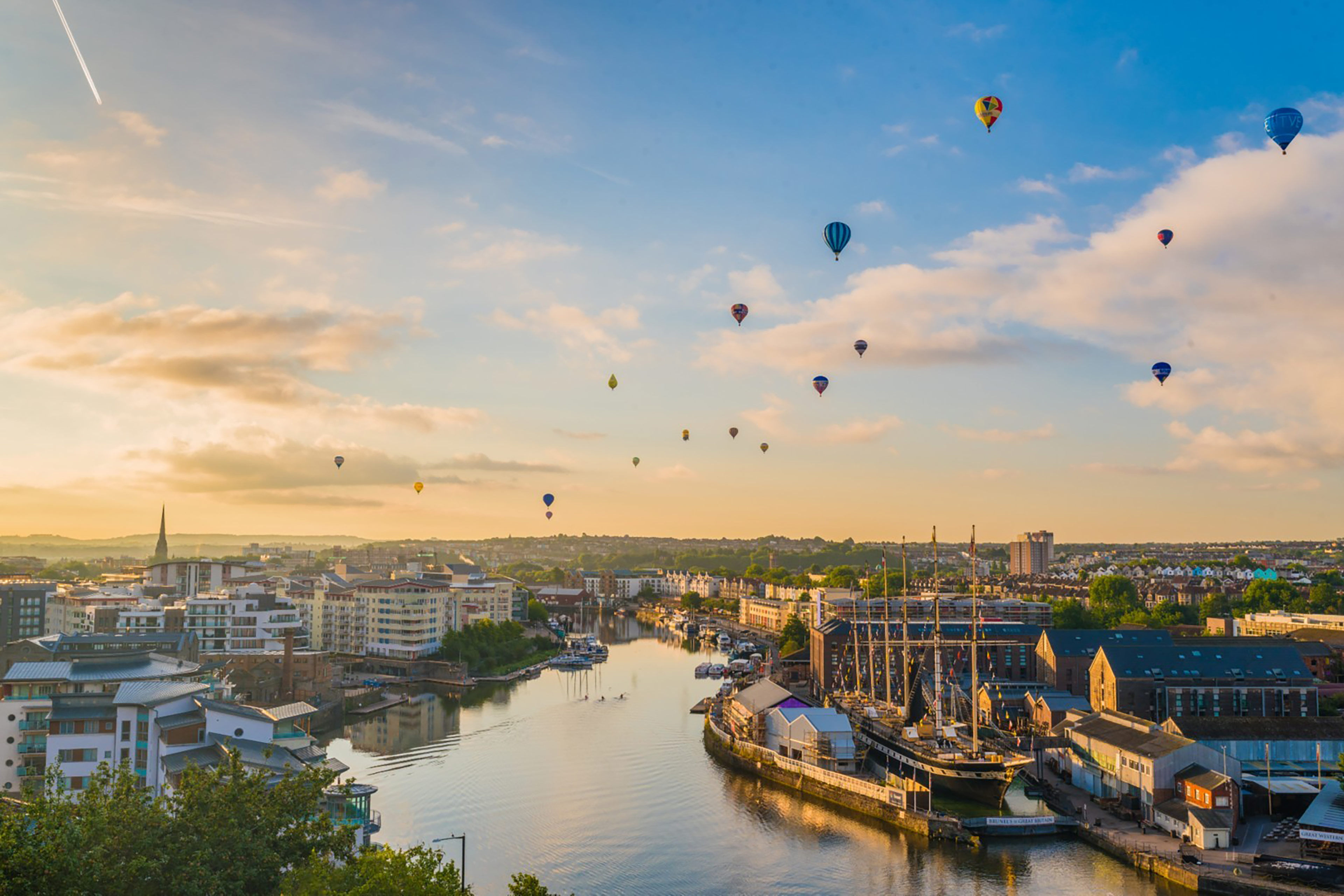 EY reports record UK revenues of £3.8bn, following third year of market leading growth