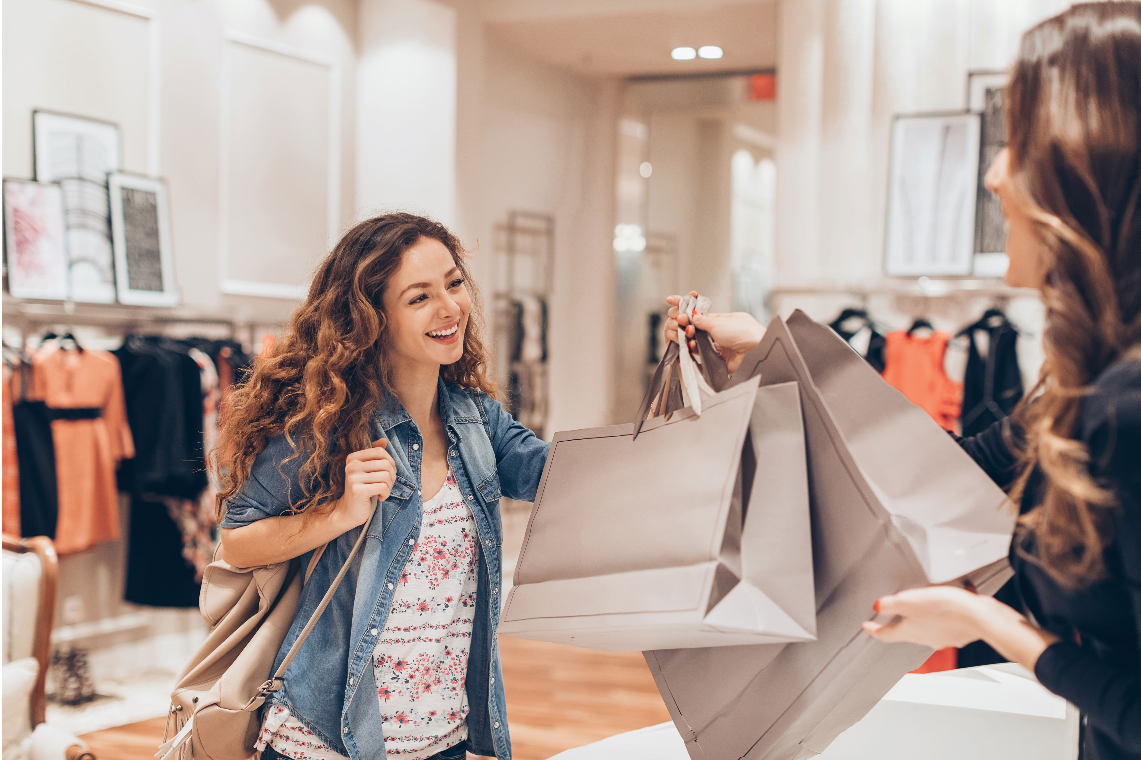 EY Women shopping store