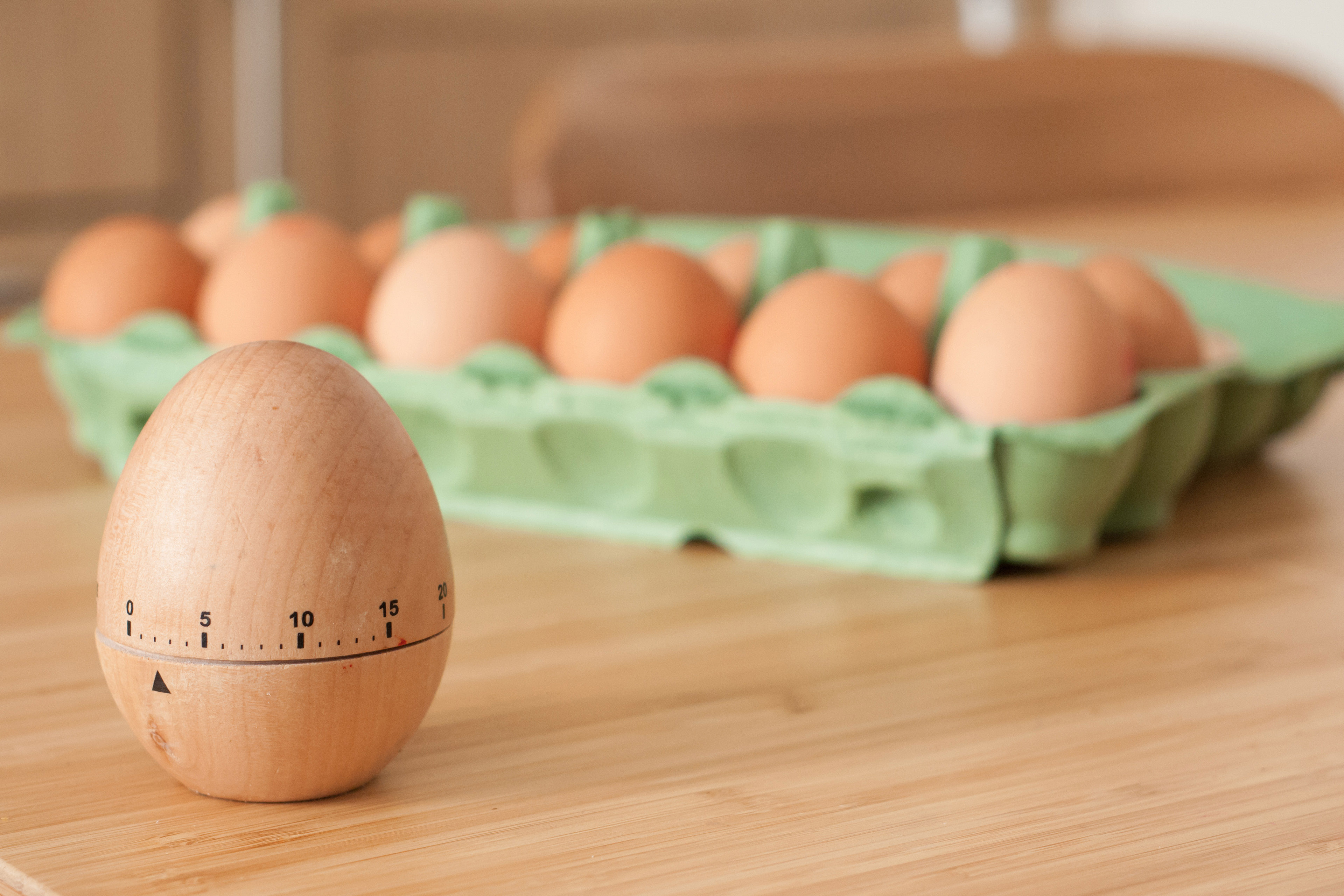 Eggs and timer in kitchen